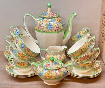 Servies - 15-delig - Tudorware Barker Bros Ltd. - Staffordshire England - décor CHINTZ met lichtere accenten