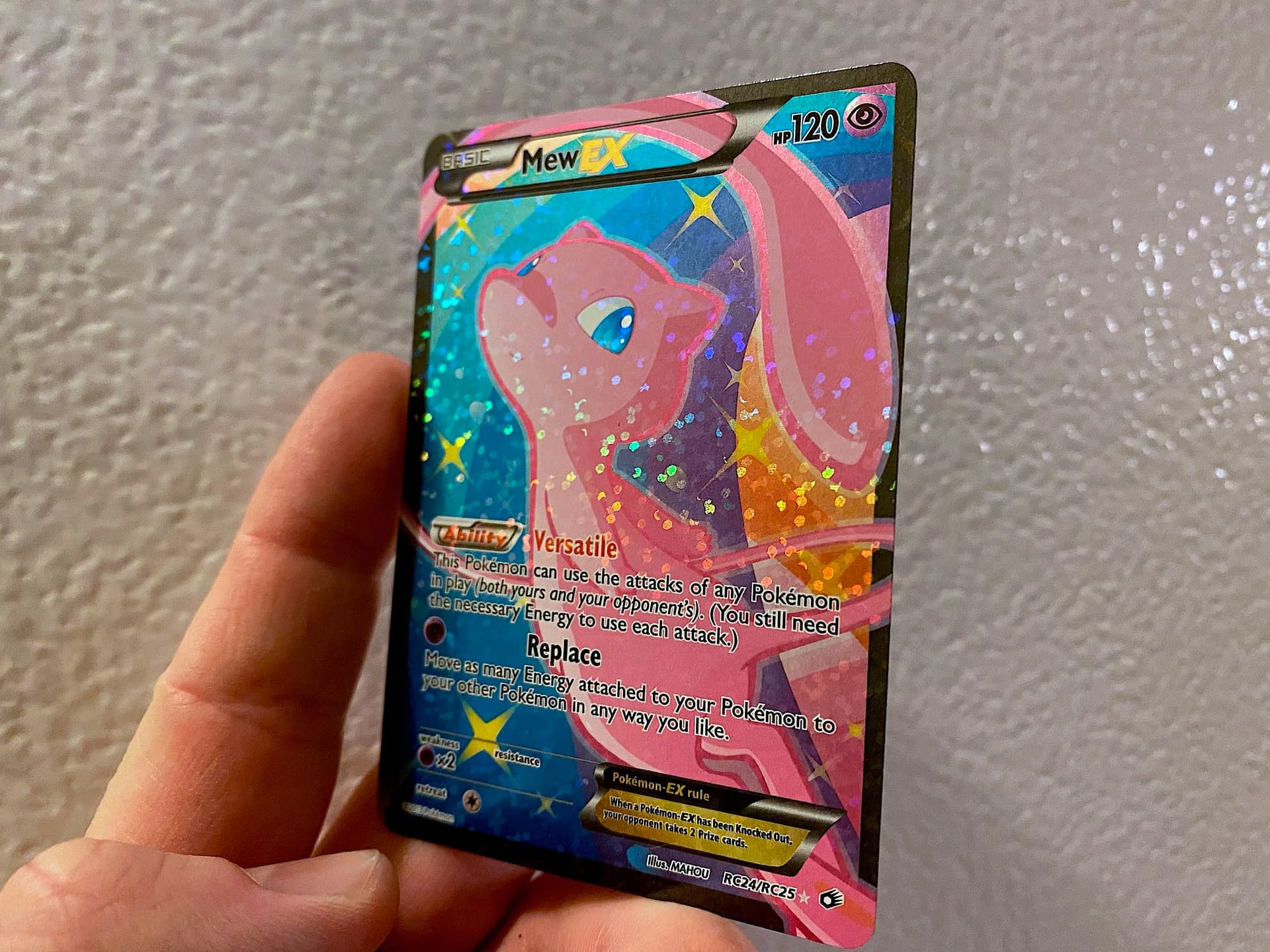Pokémon TCG Should Bring Back Radiant Collections