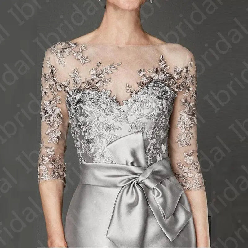 Silver Knee-Length Lace Mother of Bride Dress
